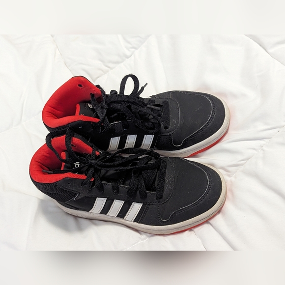 adidas Other - Adidas hoops boys sneakers Sz: 3.5